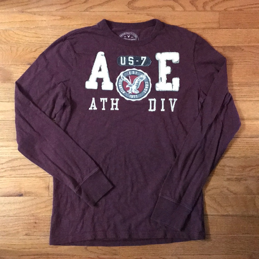 American Eagle Long Sleeve T Shirt Medium